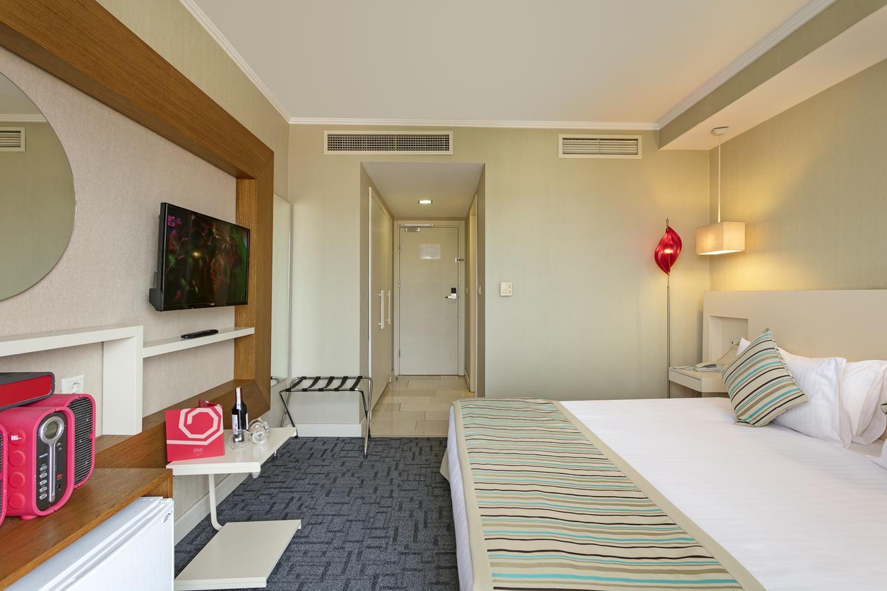 Sisus Hotel Çeşme Exterior foto