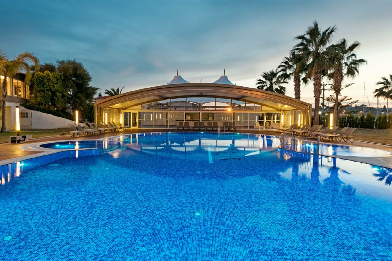 Sisus Hotel Çeşme Exterior foto